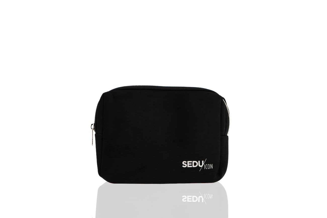 Sedu Icon brand black bag with a zipper