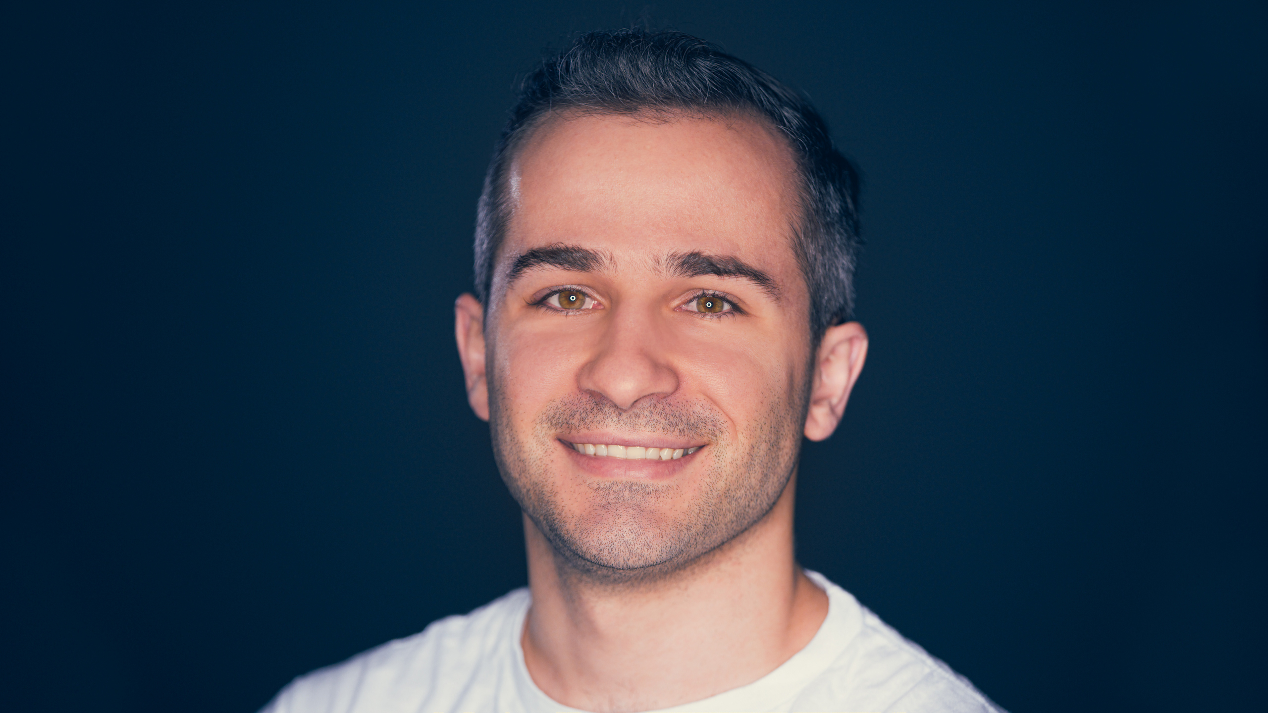 Andres Colonna Video Editor and VFX headshot